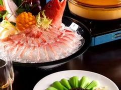 -桃源青花时尚餐厅(金钟广场店)