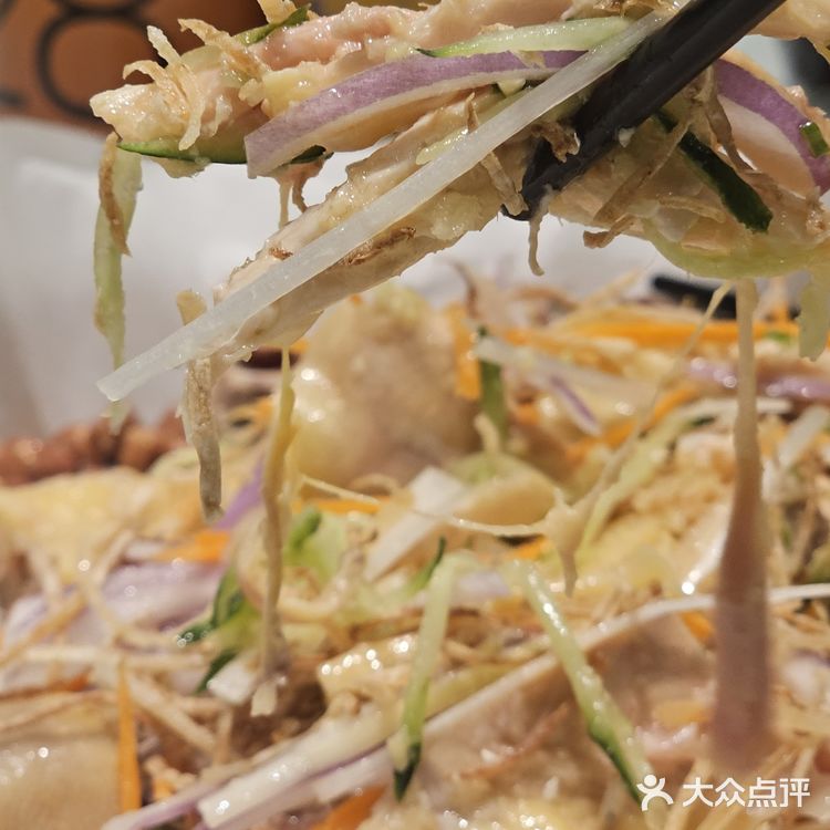 武汉拜年点的一桌痛风餐～居然被长辈夸爆了[害羞]