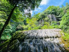 -梭布垭石林景区