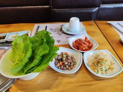 生菜-唯成•韩国炭火烤肉 유성고기