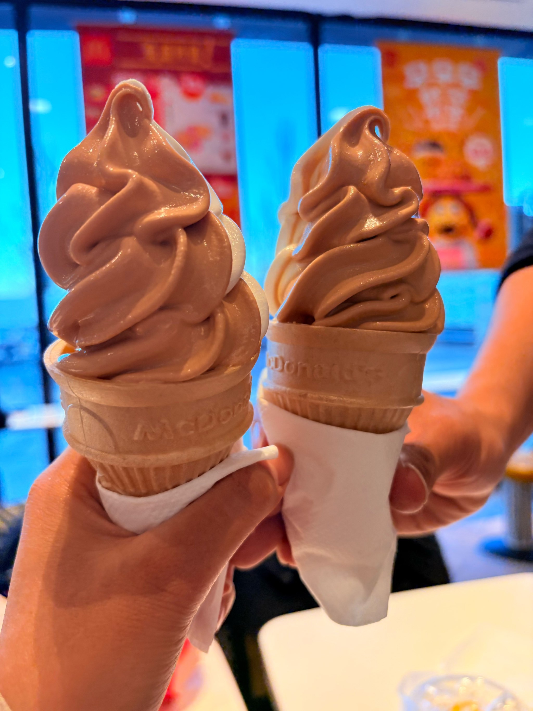 麦当劳海盐焦糖新品冰淇淋!