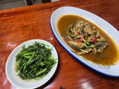 -芦茨金富饭庄·25年老字号·专做稻草鸡