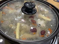 -濠轩阁特色生蚝火锅(水湾路店)