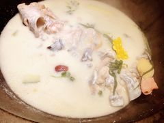 -咕嘟草帽鱼·牛奶一样的鲜鱼汤(包河万达广场创始店)