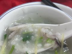 -先鲜鲫鱼粥
