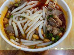 -覃肥叔桂林米粉(粮道街店)