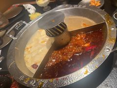 -晓宇重庆火锅(西安荟聚店)