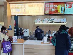-霸王茶姬(五一路店)