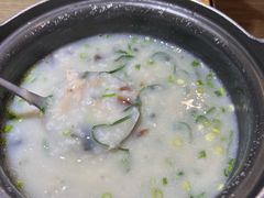 皮蛋瘦肉粥-隆喜元鱼汤包·海鲜(中联广场店)