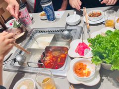 -海底捞火锅(金山百联店)