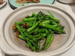 -贝勒爷·酥不腻烤鸭