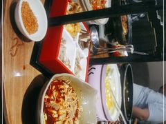 -有红鸡毛店·川菜(建设路店)