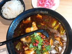 -苗乡米线(建军路店)