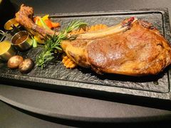 碳烤战斧牛排-RIVIERA 松鹤楼(外滩店)