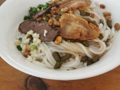 -牛八宝桂林米粉(八里庄店)