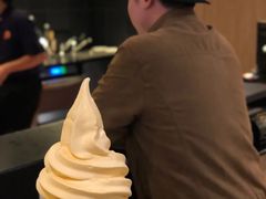 芝士圆筒冰淇淋-麦当劳(静安寺店)