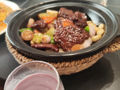 葱爆雪花牛肉-鸿运酒楼