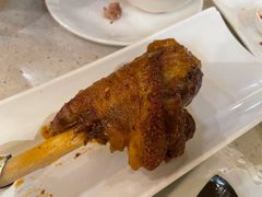 烤小羊腿-伊祥·敦煌楼