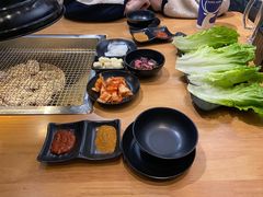 -肉甲韩国木炭烤肉(新壹街1店)