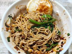 -沉香牛肉面