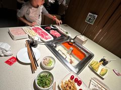 -海底捞火锅鲜切牛肉主题店(长寿路店)