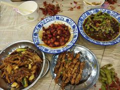 -江城燕子大排档(江汉路步行街店)