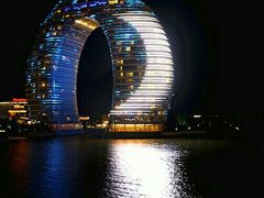 -湖州太湖旅游度假区-月亮广场