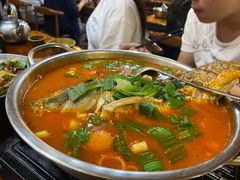 酸汤稻田鱼-苗湘食府(十年店)