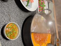 -三出山火锅(万象天地店)