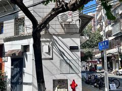 -溪岸路花鸟市场