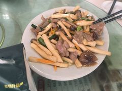 -广客美食坊(丹霞山店)