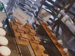 -半岛翡丽海鲜自助餐厅(观风亭店)