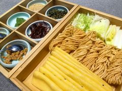 -鹊华居·地道鲁菜·海鲜·融合味(大明湖店)