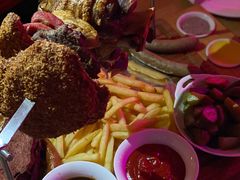 啤酒屋特色什锦烤肉套餐-巴伐利亚啤酒坊(意式风情街店)