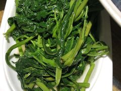 -渝信川菜 · 川味家常菜(长安店)
