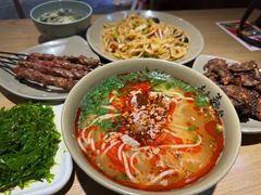 -亮亮拉面(师范路店)