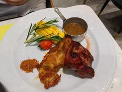 炭烧AAA肩胛牛排拼鸡扒-西语·炭烧牛排(卓越中寰店)