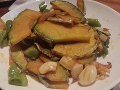 -柴窝堡22号传承新疆菜·新疆辣子鸡
