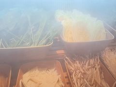-牛YO寿喜烧·铁板烧和牛火锅自助(市府恒隆店)