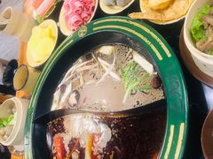 -巴隆门重庆老火锅(太湖路店)