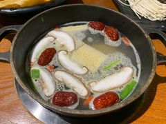 -呷哺呷哺(王府井喜悦店)