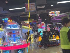 -直通车欢聚中心(崇州万达店)