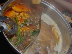 老四川麻辣锅底-呷哺呷哺 黄金牧场 (回龙观港龙店)