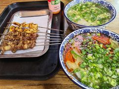 -陇上全荟兰州传统牛肉面(延吉路店)