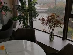 -荣耀.西式融合餐厅(留云湖店)