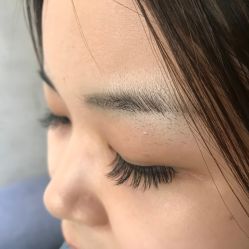 -丫丫NAIL日式自助美甲美睫沙龙