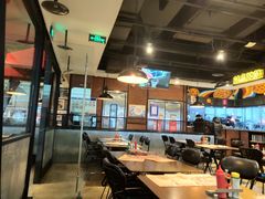 大堂-Tubestation站点比萨(高新万达ONE店)