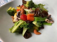 坚果时蔬-野蔓果·山野菜(西湖景区·龙井茶田店)