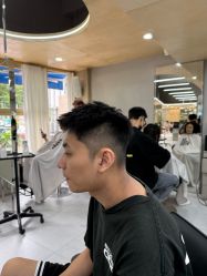 点击看大图 -十六番发型师事务所