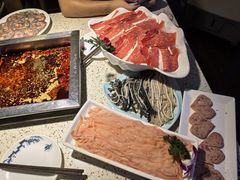 -二荆条·蜀鲜汇城市森林火锅